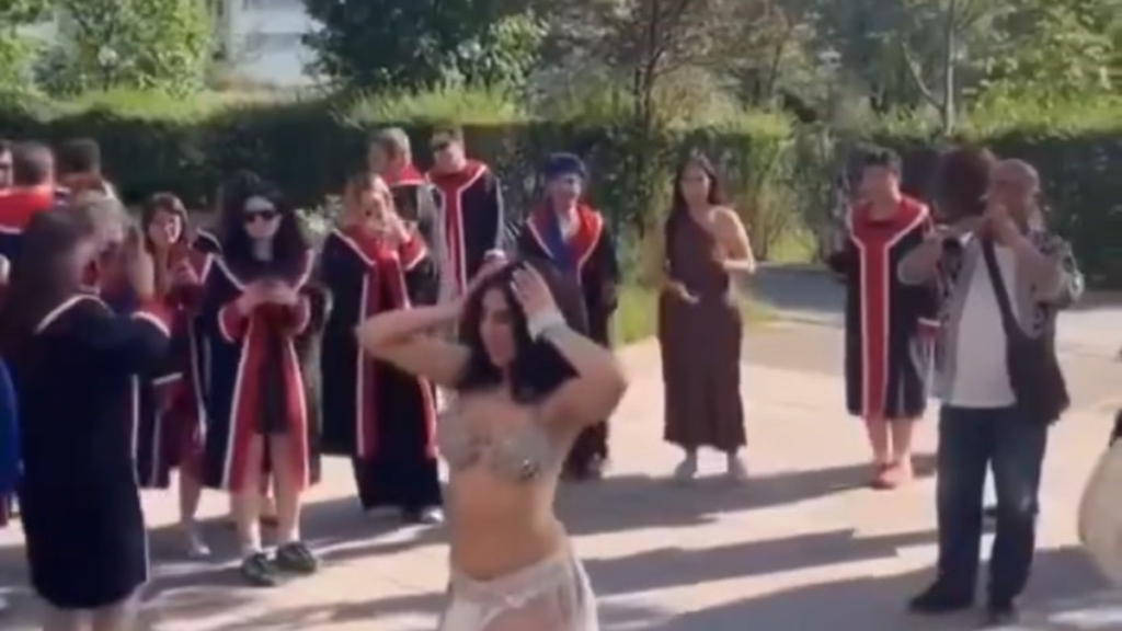 ODTÜ dansöz videosu