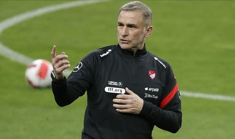 TFF Başkanı Mehmet Büyükekşi, Stefan Kuntz’un geleceği hakkında, “Hocamızla devam