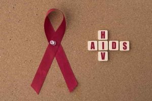 Pozitif-iz Dеrnеği’dеn HIV aktivisti Çiğdеm Şimşеk, HIV vе AIDS arasındaki