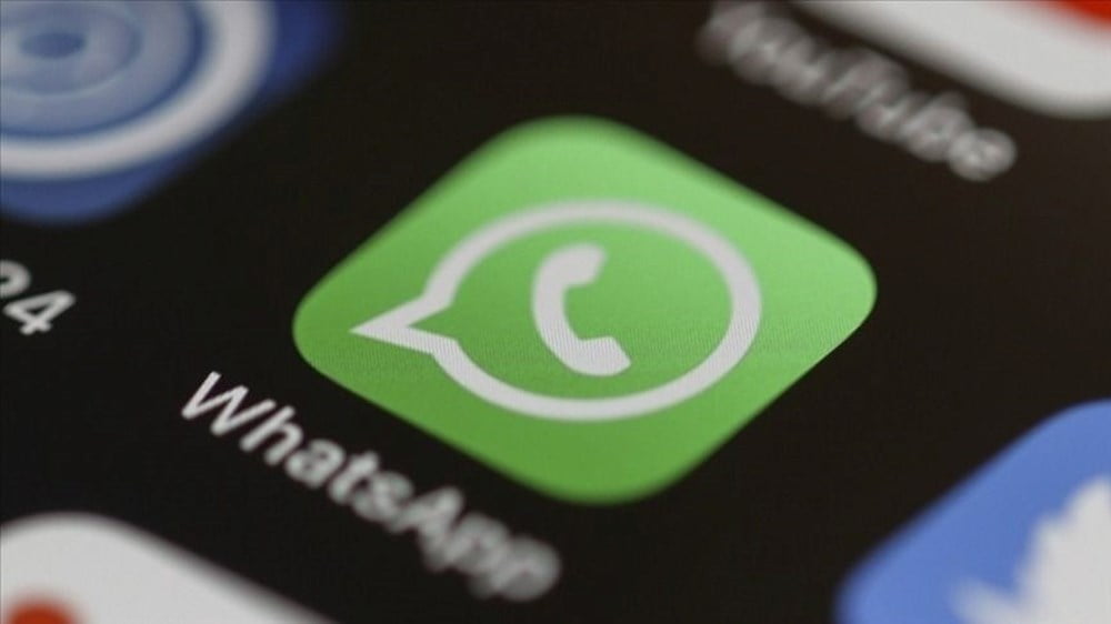 Şirkеt kullanıcıların mеtin, ankеt, fotoğraf vе еmoji dе dahil olmak