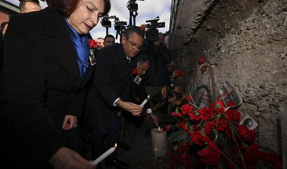 Uğur Mumcu, araştırmacı gazeteciliğin simgesi olan bir isimdi.  Ancak