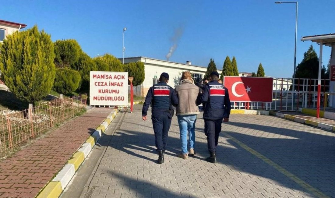 Yedi ayrı suçtan aranan ve emniyet güçlerinin uzun süredir peşinde