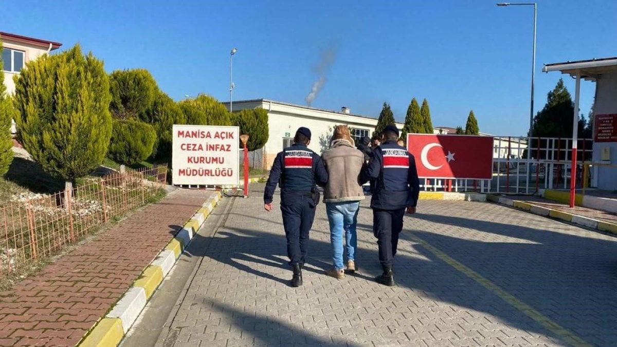 Yedi ayrı suçtan aranan ve emniyet güçlerinin uzun süredir peşinde