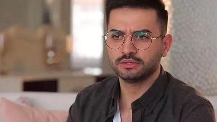 Fox TV’nin sevilen sunucusu Kadir Ezildi, geçtiğimiz yıl anneannesini kaybettikten