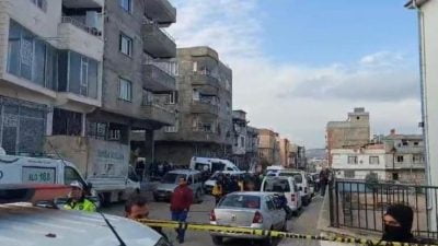 Gaziantep’in Nizip ilçesinde yaşanan olayda, boşanma aşamasındaki eşiyle tartışan Halil