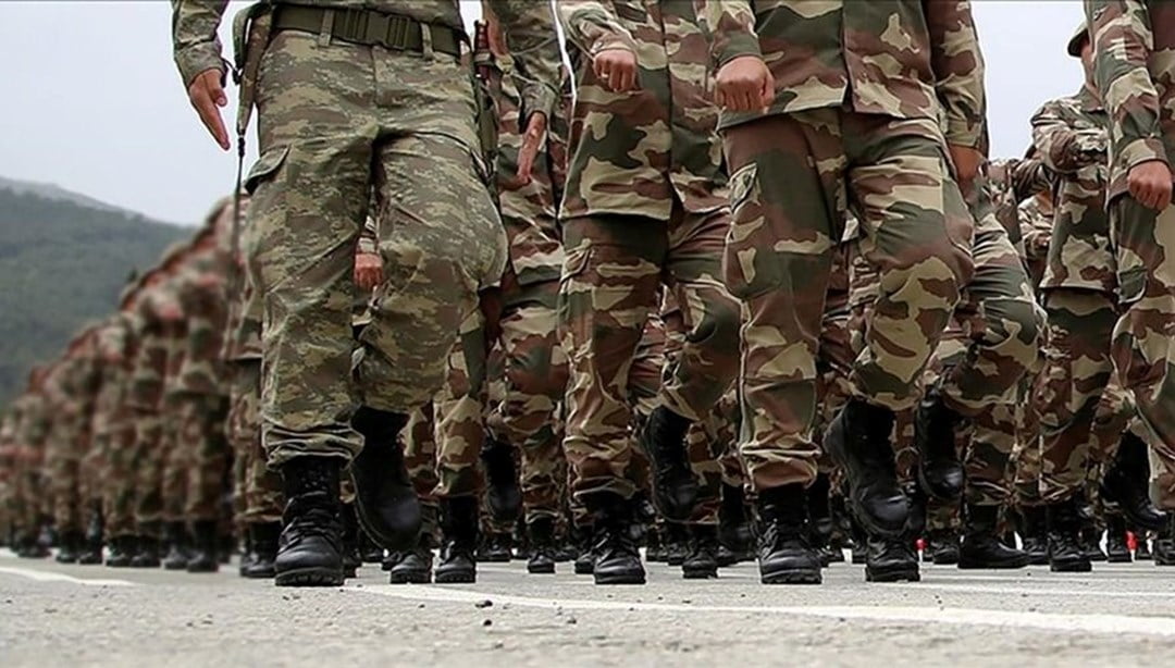 Bedelli askerlik yapmak için başvuranlar, sonuçları öğrenmek için sabırsızlanıyor. Milli