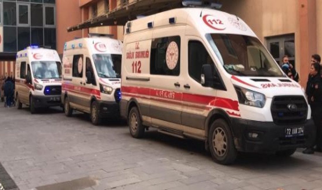 Batman-Siirt kara yolunda meydana gelen bir kaza sonucu, 15 tekstil