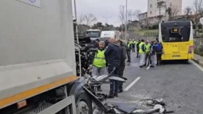 Sarıyer’de bir çöp kamyonu ile bir İETT otobüsü kavşakta çarpıştı.