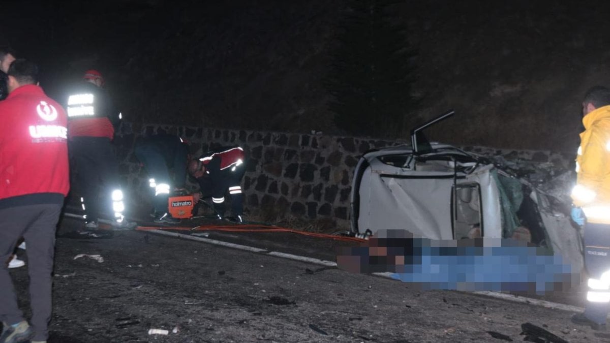 Nevşehir’in Avanos ilçesi Bozca Köyü yakınlarında meydana gelen kazada 3