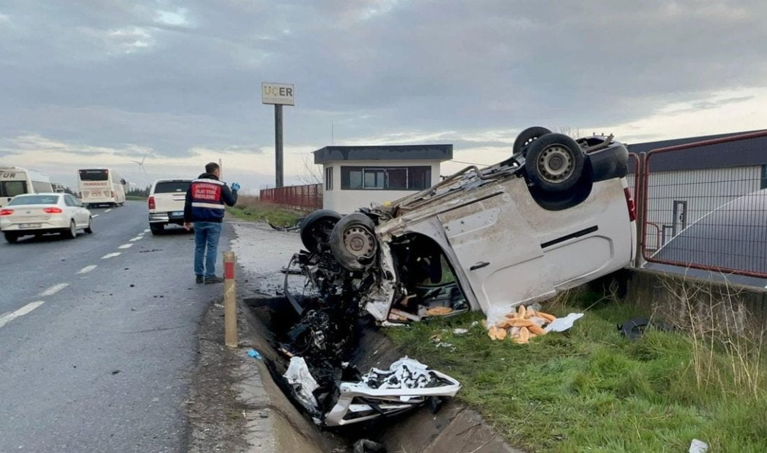 Öldüğü kaza, Ergene ilçesinde meydana geldi. Sürücüsünün kontrolünden çıkan hafif