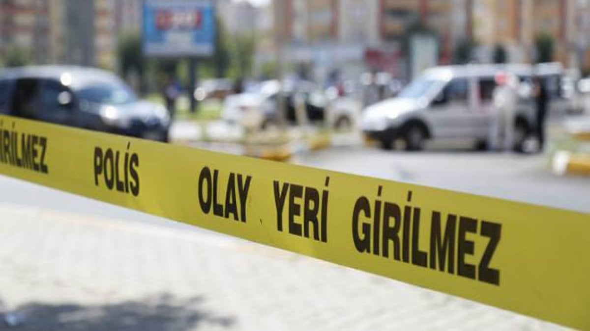 Manisa Salihli'de 16 yaşındaki M.E.U., şakalaşmak için elindeki av tüfeğini