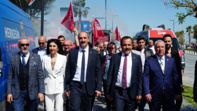 CHP Konyaaltı Belediye Başkan Adayı Cem Kotan, "tepeden inme" eleştirilerine