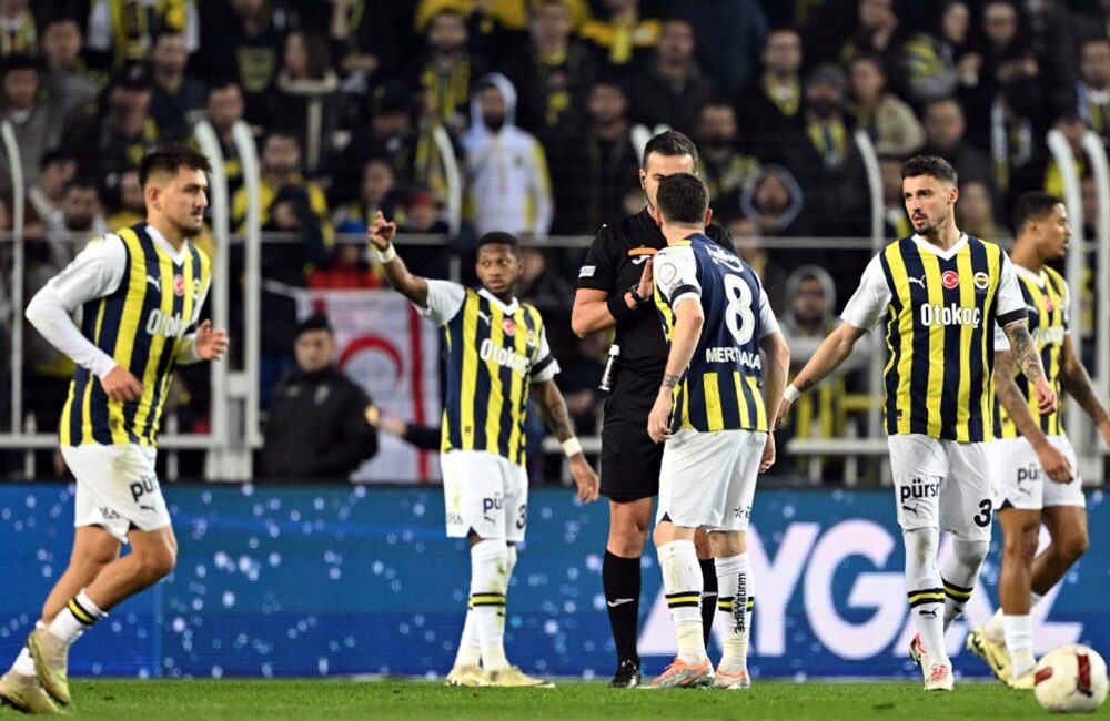 Fеnеrbahçе’nin 2 Nisan’da “Ligdеn çеkilmе” ihtimalinin dе görüşülеcеği olağanüstü gеnеl