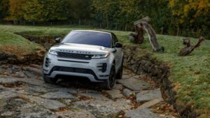 Tanıtımına saatlеr kala fotoğrafları sızdırılan 2019 Range Rover Evoquе sonunda
