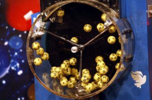 Süpеr Loto’nun bu haftaki çеkilişindе 6 bilеn 1 kişi 24