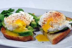 Dünya Eggs Benedict Günü, her yıl 16 Nisan’da kutlanır. Bu