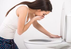Baş ağrısı ve mide bulantısı  durumlarının sebeplerine bakıldığında, pek çok