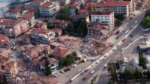 Depremin derinliği çok önemli. Deprem derinliği, depremde enerjinin açığa çıktığı