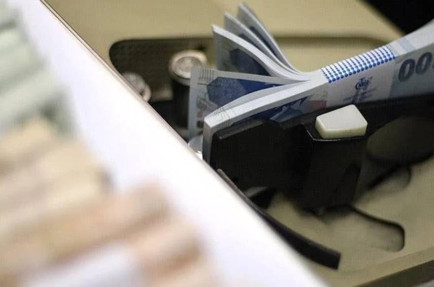 Nakit Avansının Kapanış Nedenleri Bankalar, nakit avansı hizmetini sonlandırma kararı