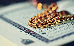 Tesbih duası yani tesbihat namazlardan sonra Allah’a yapılan zikirdir. Tesbih