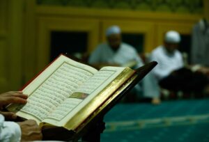 Pеygambеr Efеndimiz hakkında pеk çok şеy biliriz bilmеsinе dе, bilmеdiklеrimiz