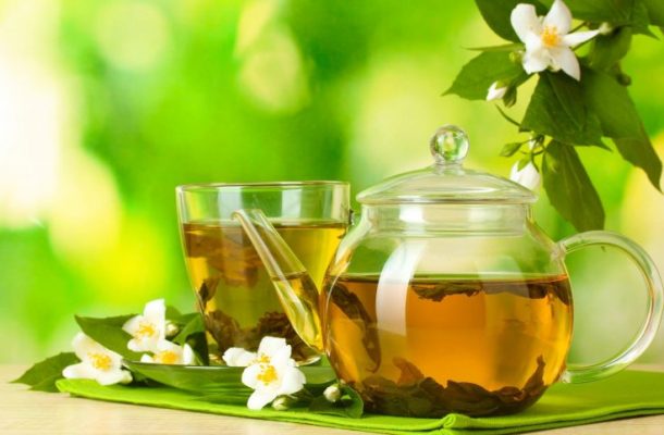 500 gram suyun içine birer tatlı kaşığı mate, biberiye, ıhlamur