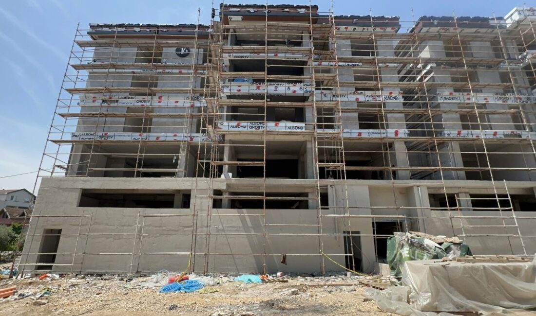 36 yaşındaki Muhammet Gök, Bursa Nilüfer'de bir inşaatta dış cephe