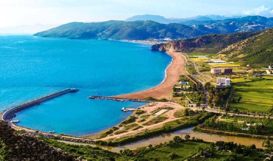 Antalya'nın Gazipaşa ilçesinde bulunan Selinus Antik Kentinin Roma İmparatoru Trajan'ın