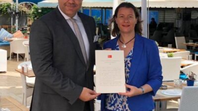Antalya'nın önde gelen turizmcilerinden Buğra Berberoglu, Fransa'nın Antalya fahri konsolosu