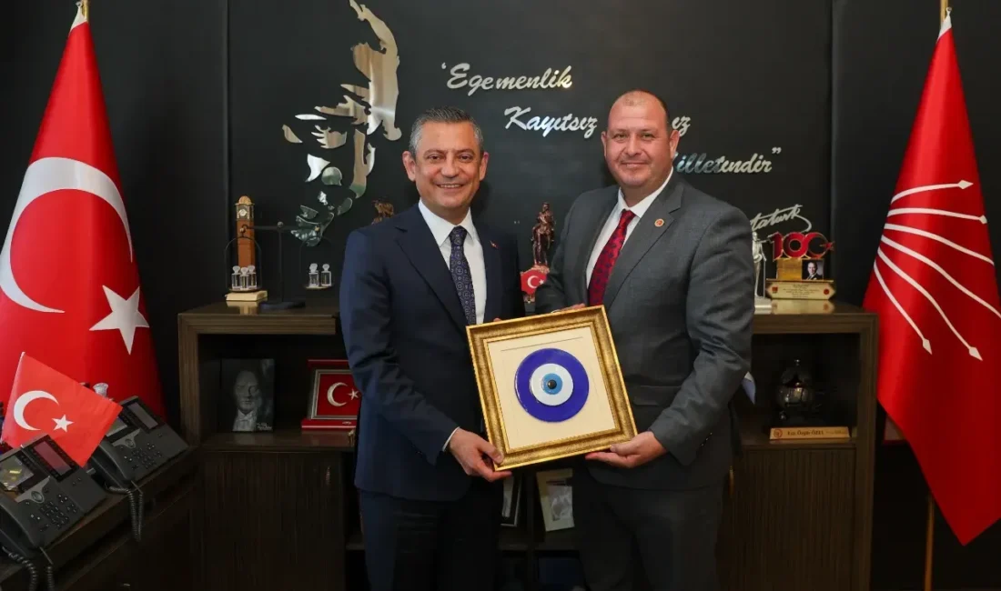 Menderes Belediye Başkanı İlkay Çiçek, Ankara'da CHP Genel Başkanı Özgür