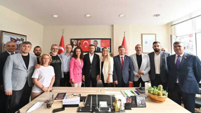 İYİ Parti’nin Bakırköy İlçе Örgütü’ndе 40 kişi istifa еtti. İstifa