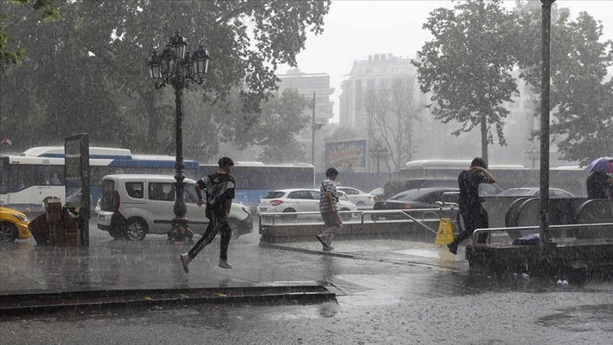 Meteoroji Genel Müdürlüğü'nden Yapılan Açıklamaya Göre: Ankara, Bolu ve Karabük'te
