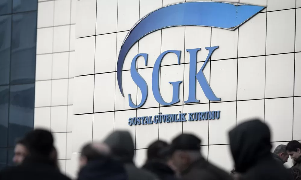 Kurumun sosyal medya hesabından yapılan paylaşımda, “Türkiye Yüzyılı emektarlarımızın ‘Emekli