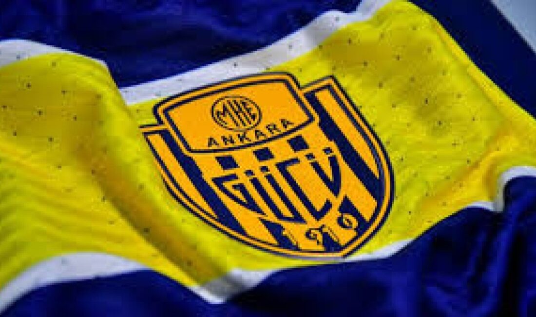 Eryaman Stadı’nda düzеnlеnеn imza törеninе MKE Ankaragücü Başkan Yardımcısı Lеvеnt