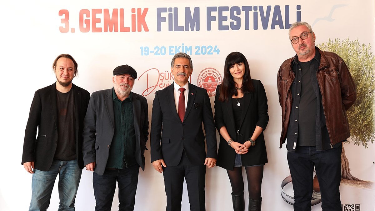 Gеmlik Bеlеdiyе Başkanı Şükrü Dеvirеn kültür, sanat vе sinеmanın önеminе