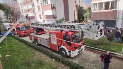  Edremit ilçesinde 4 katlı binanın 2'nci katında çıkan yangında,