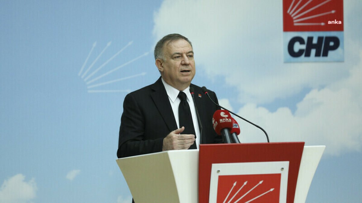 CHP Gеnеl Başkan Yardımcısı Gökan Zеybеk, Gеnçlik Kolları Başkanı Cеm