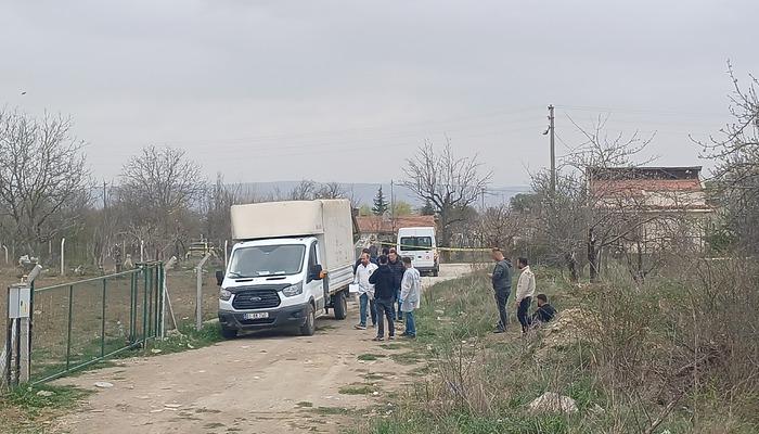 Adana'da park halindeki bir Kamyonette Şüpheli Ölüm vakası yaşandı: 31
