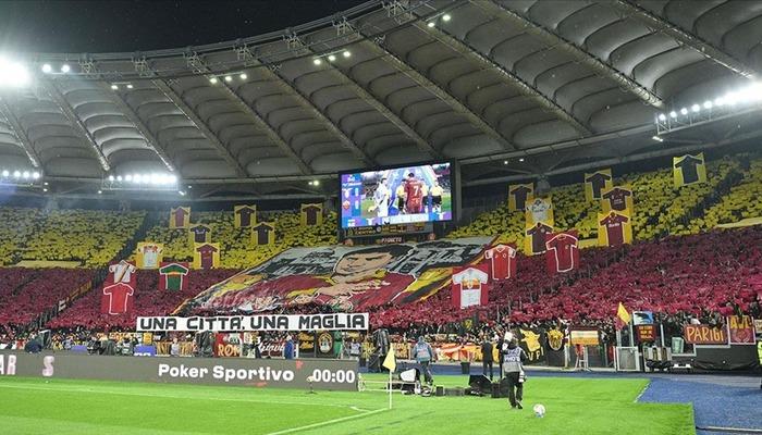 İtalya Serie A'da oynanan Roma-Lazio derbisinde taraftar olayları yaşandı. Polisin