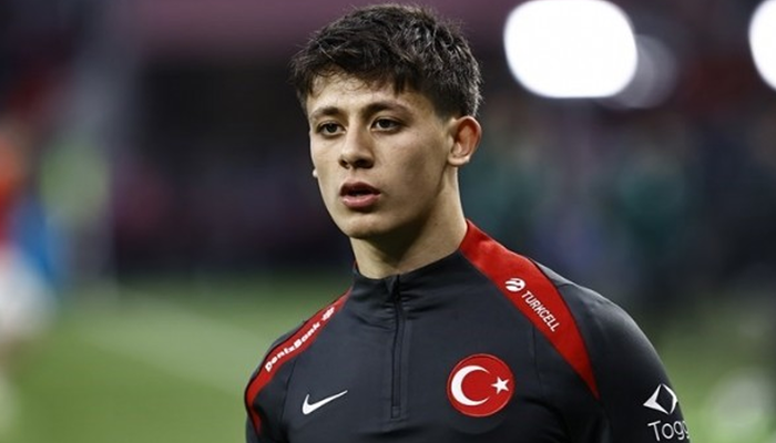 Real Madrid'in genç yıldızı Arda Güler, sevgilisi Duru Nayman ile