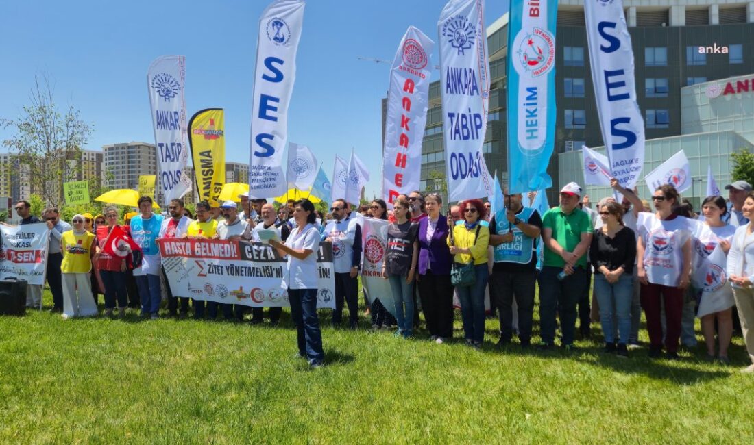 Aile hekimleri, “Eziyet Yönetmeliği” gerekçesiyle maaşlarında yaşanan kesintilere karşı çıkarak
