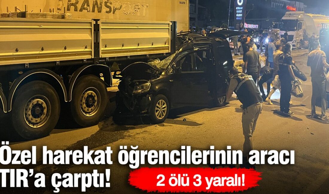 Çankırı-Ankara karayolunda seyir halindeki özel harekat kursiyerlerini taşıyan hafif ticari