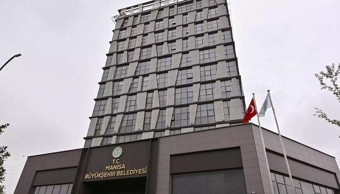 Besim Dutlulu, CHP’nin adayı olarak belediye meclisinde yapılan gizli oylamayla