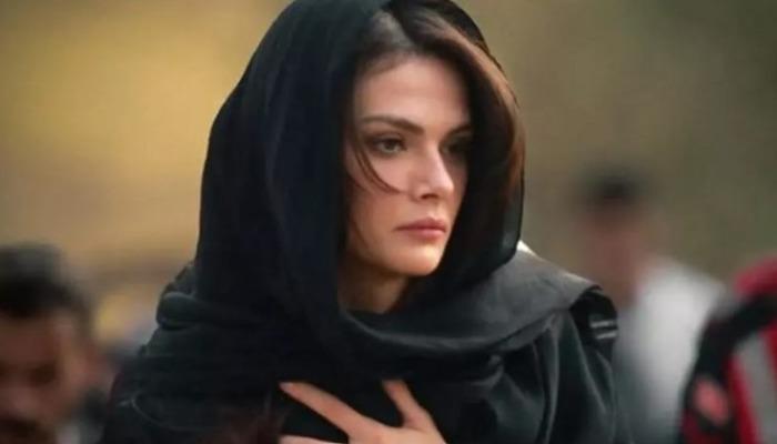 Uzak Şehir’in Alya’sı Sinem Ünsal, eşi Berk Cankat ile Bodrum’da