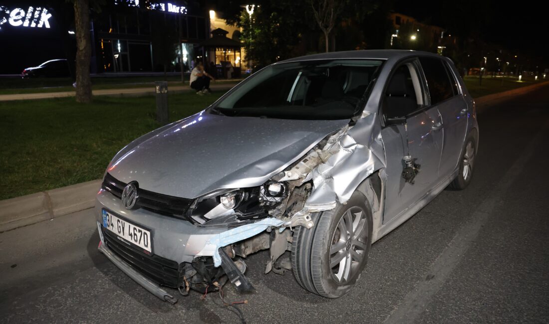 Elazığ’da karşıdan karşıya geçerken otomobilin çarptığı Beyza Menek hayatını kaybetti.