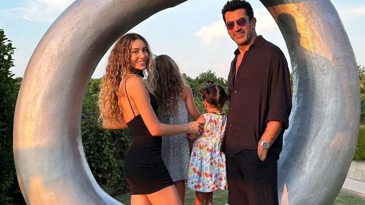 Sinem Kobal ve Kenan İmirzalıoğlu, boşanma iddialarına sahil fotoğrafı ve
