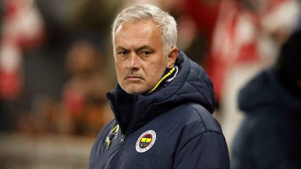 Fenerbahçe, Manchester United’ın yıldızı Marcus Rashford için satın alma opsiyonlu