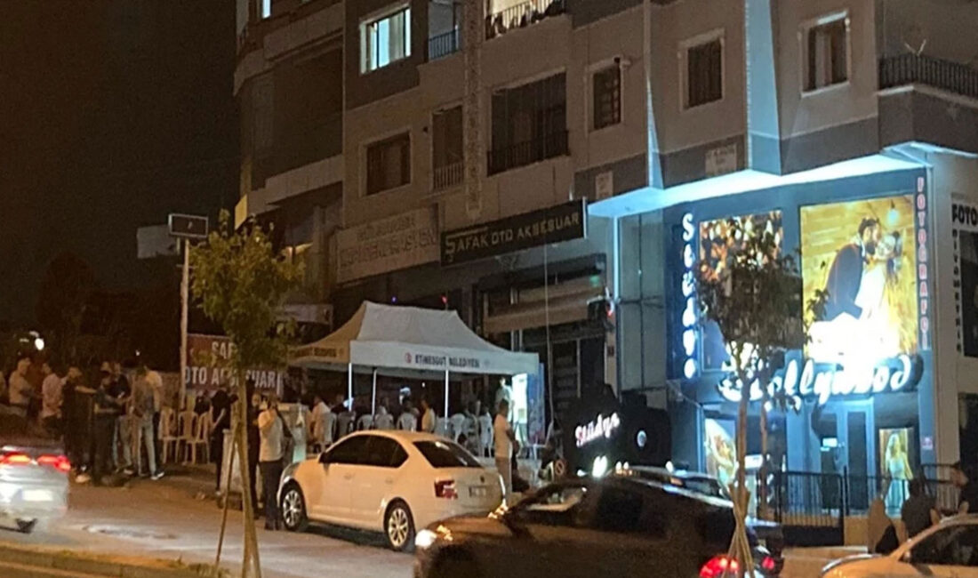 Ankara’nın Etimesgut ilçesi Mehmet Akif Ersoy Caddesi’nde bulunan Çavuş Apartmanı,