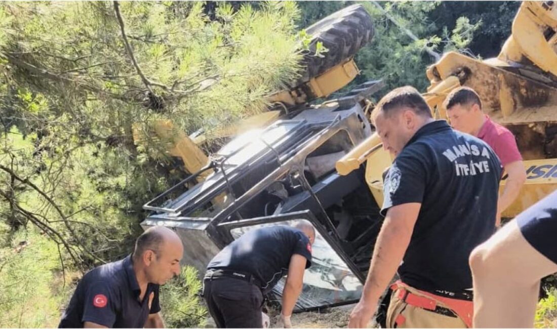 Manisa Köprübaşı’nda greyderin şarampole yuvarlanması sonucu operatör Zabit Çakan olay