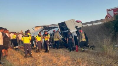 Kuzey Marmara Otoyolu’nda devrilen tırda sürücü Bilal Egüz ve yolcu